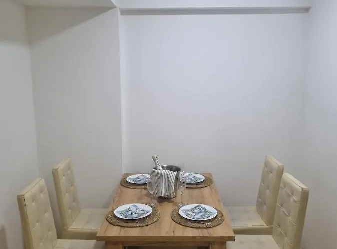 Апартаменти Golden Sun Скоп'є