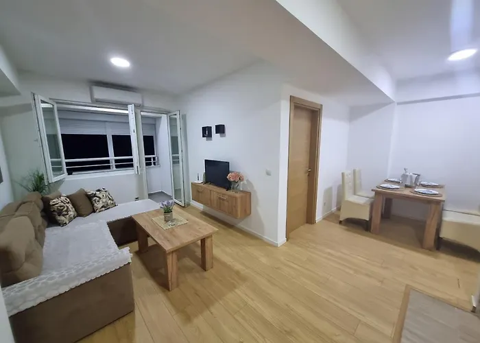 Golden Sun * Скоп'є